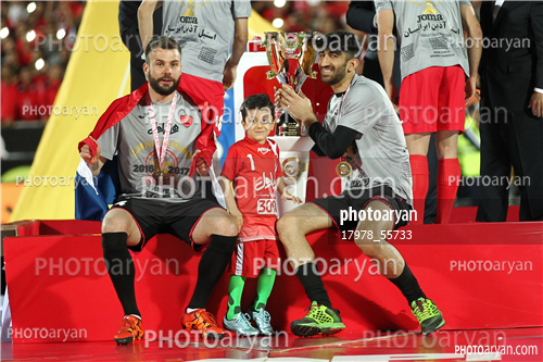 جشن قهرمانی تیم فوتبال پرسپولیس 96/01/30-علیرضا بیرانوند,بوژیدار رادوشویچ,