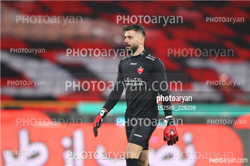  پرسپولیس 1- گل گهر  1 (1400/08/15)-