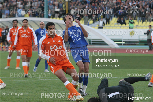 استقلال 0-سایپا 0  (1384/12/13)-