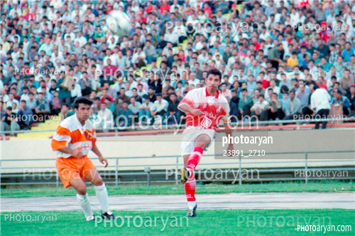 بازیکنان دهه های مختلف فوتبال ایران 10-مجتبی محرمی,