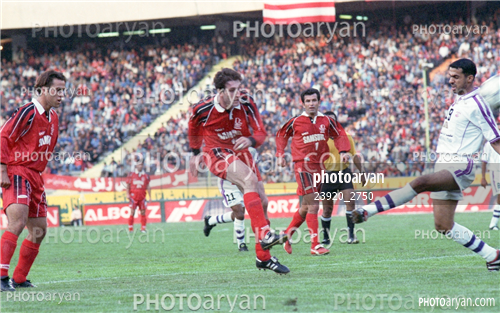 بازیکنان دهه های مختلف فوتبال ایران 10-حمید استیلی,ادموند بزیک,علی کریمی Ali Karimi,