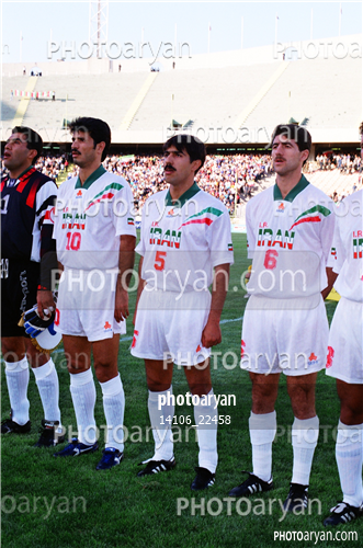 بازیکنان دهه های مختلف فوتبال ایران 1-احمدرضا عابدزاده Ahmad Reza Abedzadeh,افشین پیروانی,علی دایی  Ali Daei,کریم باقری,