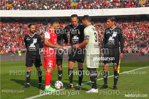 پرسپولیس  2-تراکتور  0    (1403/11/07)-