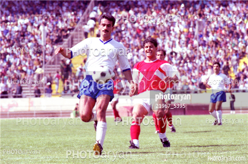 بازیکنان دهه های مختلف فوتبال ایران 7-فرشاد پیوس  Farshad Pious,