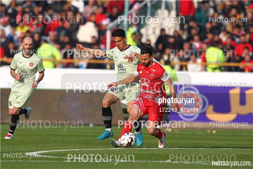 پرسپولیس  2-تراکتور  0    (1403/11/07)-