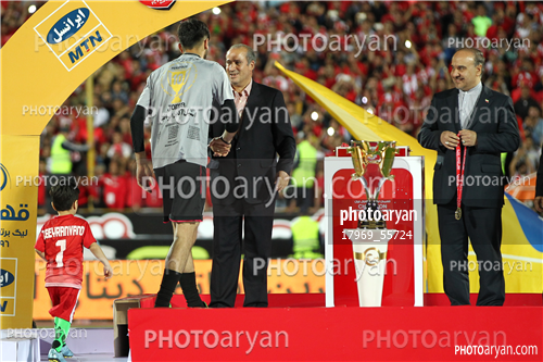 جشن قهرمانی تیم فوتبال پرسپولیس 96/01/30-علیرضا بیرانوند,مهدی تاج,دکتر مسعود سلطانی فر ,