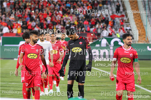 پرسپولیس 2- الومینیوم اراک  3 (1401/01/21)-رامین رضائیان,مهدی ترابی,امید عالیشاه,ورود تیم ها,احمد گوهری, Vakhdat Khanonov وحدت هنانوف ,