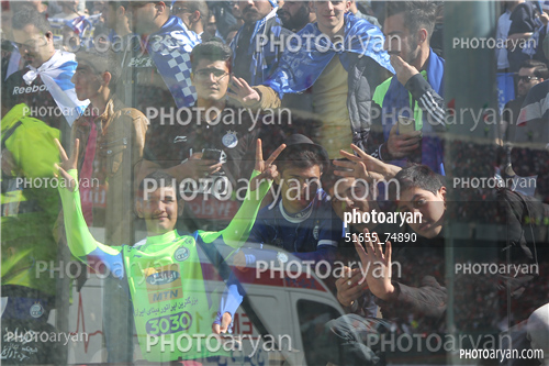 استقلال 1 -پرسپولیس0  (96/12/10)-تماشاگران,