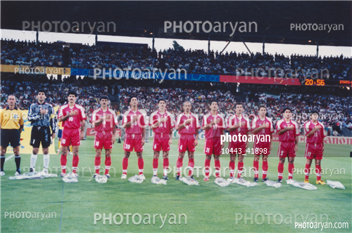 تیم ملی ایران/جام جهانی 1998 فرانسه-احمدرضا عابدزاده Ahmad Reza Abedzadeh,مهرداد میناوند,مهدی پاشازاده,خداداد عزیزی  Khodadad Azizi,مهدی مهدوی کیا,محمد خاکپور,حمید استیلی,علی دایی  Ali Daei,جواد زرینچه,نادر محمدخانی,کریم باقری,