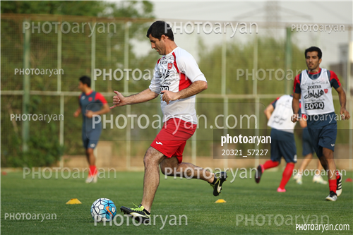 تمرین پرسپولیس در ورزشگاه خیریه عمل 96/02/23-وحید امیری,کریم باقری,