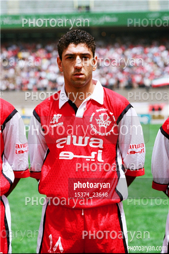 بازیکنان دهه های مختلف فوتبال ایران 2-علی انصاریان,