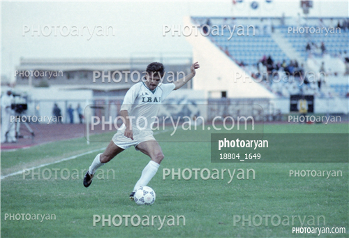 بازیکنان دهه های مختلف فوتبال ایران 3-جواد زرینچه,