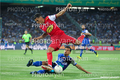 استقلال 1-پرسپولیس 2  (1402/03/10)-علی نعمتی,صالح حردانی,