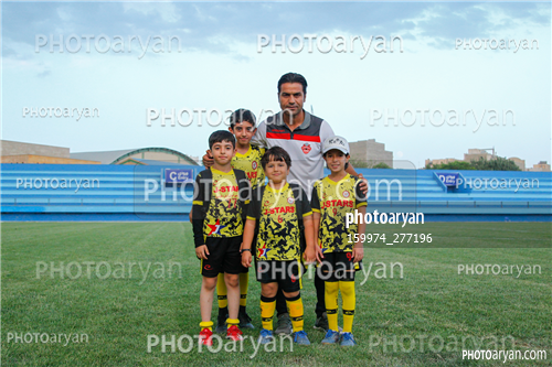 آریو اسلامشهر 3- شاهین بجنورد  0  (1401/03/23)-ابوالفضل شعبانی یگانه,