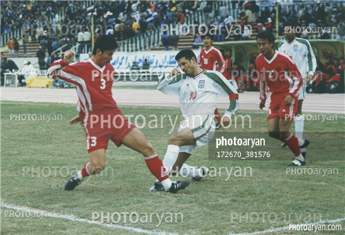 بازیکنان دهه های مختلف فوتبال ایران 40-علی دایی  Ali Daei,