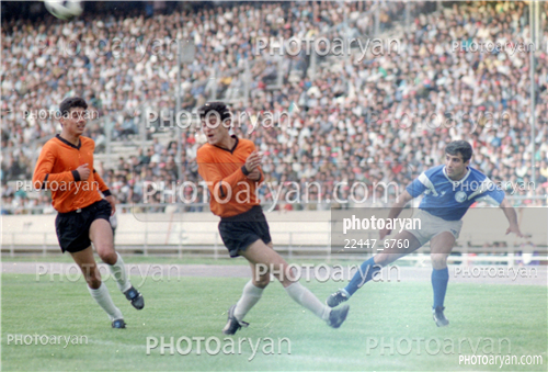 بازیکنان دهه های مختلف فوتبال ایران 8-جعفر مختاری فر,