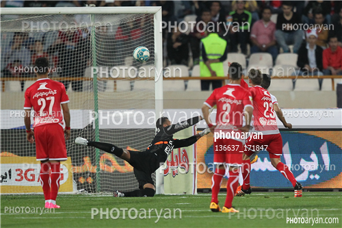 پرسپولیس 1-تراکتورسازی 1(94/12/16) -