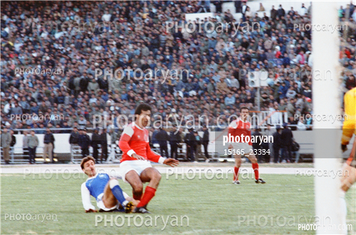 بازیکنان دهه های مختلف فوتبال ایران 2-کریم باوی,جواد زرینچه,دربی,