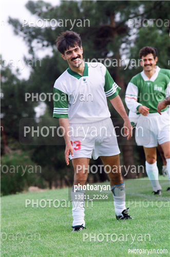 بازیکنان دهه های مختلف فوتبال ایران 1-افشین پیروانی,