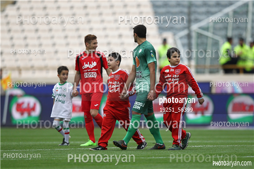 پرسپولیس 3-ذوب آهن اصفهان 3-96/02/09-فرشاد احمدزاده,