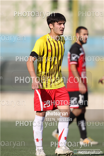  جوانان پرسپولیس 3- جوانان نیروی زمینی  2( 95/7/15)-