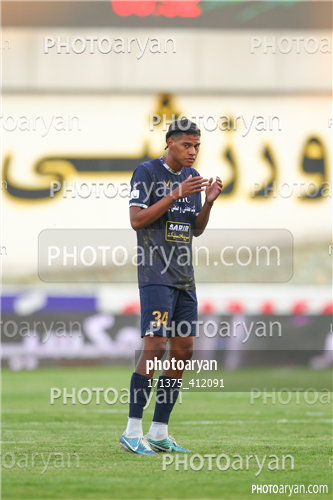 پرسپولیس 1-چاددرملواردکان 0  (1403/07/14)-