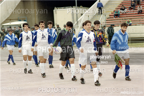 بازیکنان دهه های مختلف فوتبال ایران 8-حمید بابازاده,جواد زرینچه,امیر قلعه نویی,مرتضی یکه,