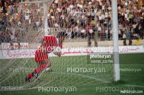 بازیکنان دهه های مختلف فوتبال ایران30-