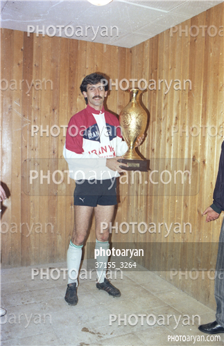 بازیکنان دهه های مختلف فوتبال ایران 11-سعید عزیزیان,