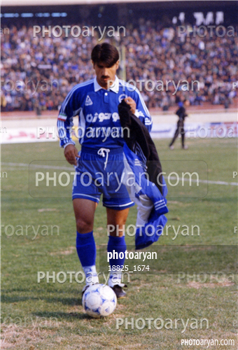 بازیکنان دهه های مختلف فوتبال ایران 3-رضا حسن زاده,