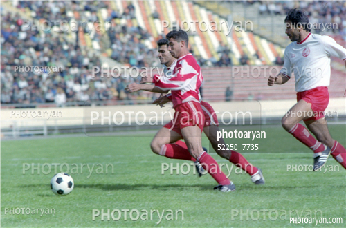 بازیکنان دهه های مختلف فوتبال ایران 12-مجتبی محرمی,