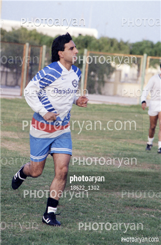 بازیکنان دهه های مختلف فوتبال ایران 3-شاهین بیانی,