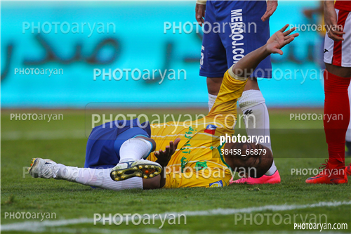 پرسپولیس 1(4)-صنعت نفت ابادان 1(5)  (96/09/28)-