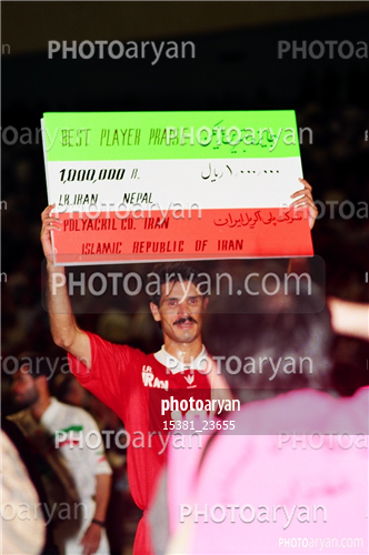 بازیکنان دهه های مختلف فوتبال ایران 2-علی دایی  Ali Daei,