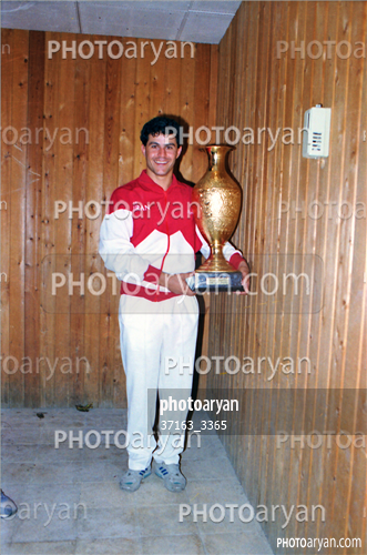 بازیکنان دهه های مختلف فوتبال ایران 11-فرشاد پیوس  Farshad Pious,