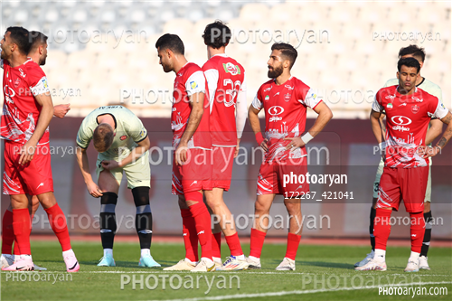 پرسپولیس  2-تراکتور  0    (1403/11/07)-