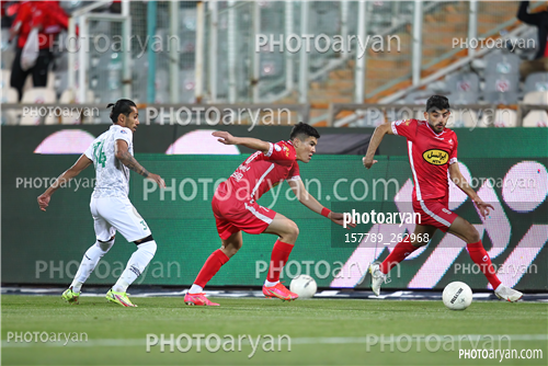 پرسپولیس 2- الومینیوم اراک  3 (1401/01/21)-میلاد فخرالدینی,مهدی ترابی,شرزود تمیروف,
