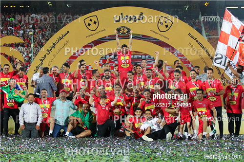 استقلال 1-پرسپولیس 2  (1402/03/10)-جشن قهرمانی پرسپولیس,