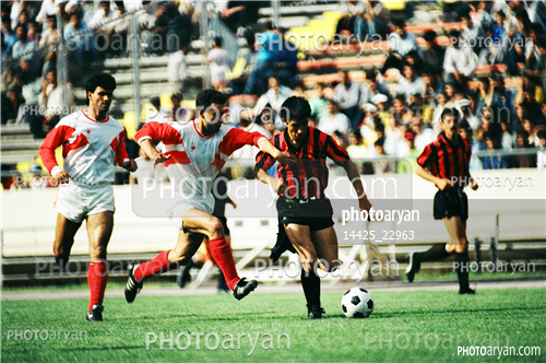 بازیکنان دهه های مختلف فوتبال ایران 1-حسین عبدی,مرتضی کرمانی مقدم,