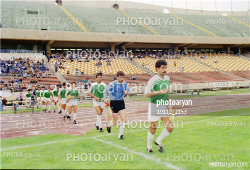 بازیکنان دهه های مختلف فوتبال ایران 3-سیروس قایقران,