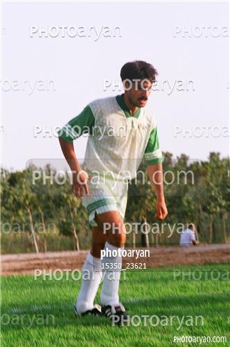 بازیکنان دهه های مختلف فوتبال ایران 2-افشین پیروانی,