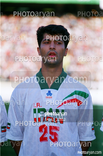 بازیکنان دهه های مختلف فوتبال ایران 1-مهرداد میناوند,