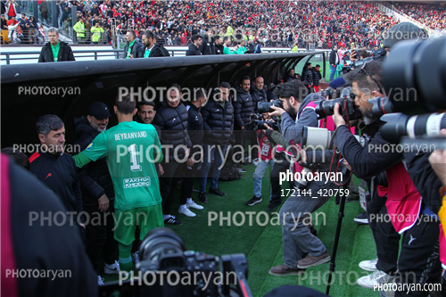 پرسپولیس  2-تراکتور  0    (1403/11/07)-