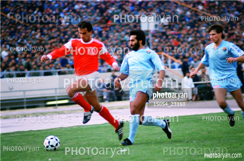 بازیکنان دهه های مختلف فوتبال ایران 2-محسن عاشوریَ,