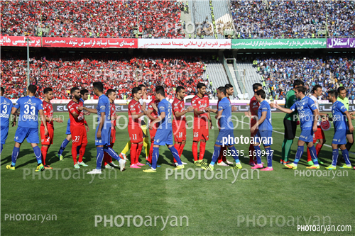 پرسپولیس 0- استقلال  0 (95/06/26)-محمد انصاری,محسن ربیع خواه,محسن مسلمان,فرشاد احمدزاده,سید جلال حسینی,کمال کامیابی نیا,سید مجید حسینی,فرشید اسماعیلی,خسرو حیدری,هرایر مگویان,امید عالیشاه,دست دادن بازیکنان,