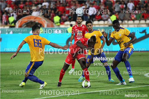 پرسپولیس  0-نفت مسجد سلیمان  0 (97/05/26)-گادوین منشاGodwin Mensha,