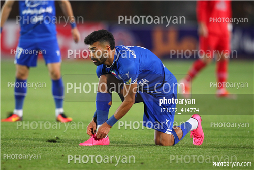 استقلال 0-تراکتور 2    (1403/08/10)-