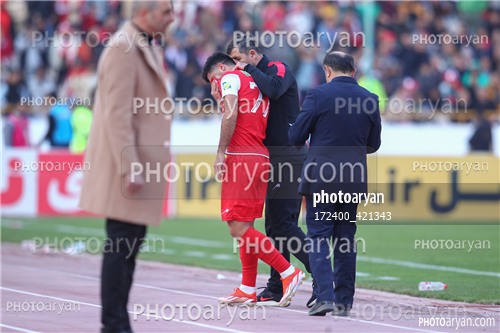 پرسپولیس  2-تراکتور  0    (1403/11/07)-محمد خدا بنده لو,