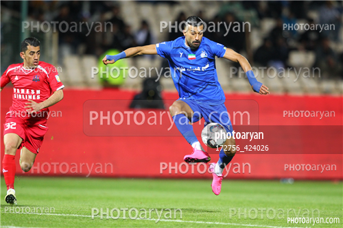 استقلال 1-نساجی مازندران 0    (1403/12/04)-