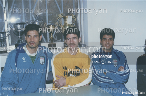 بازیکنان دهه های مختلف فوتبال ایران 40-علی دایی  Ali Daei,کریم باقری,ستار همدانی,